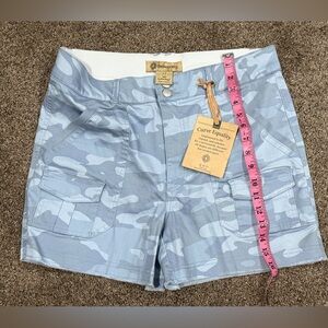 DEMOCRACY new short size 12